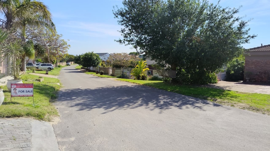 3 Bedroom Property for Sale in Paradise Beach Eastern Cape